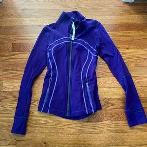 Women’s Lululemon scuba zip up hoodie size 4